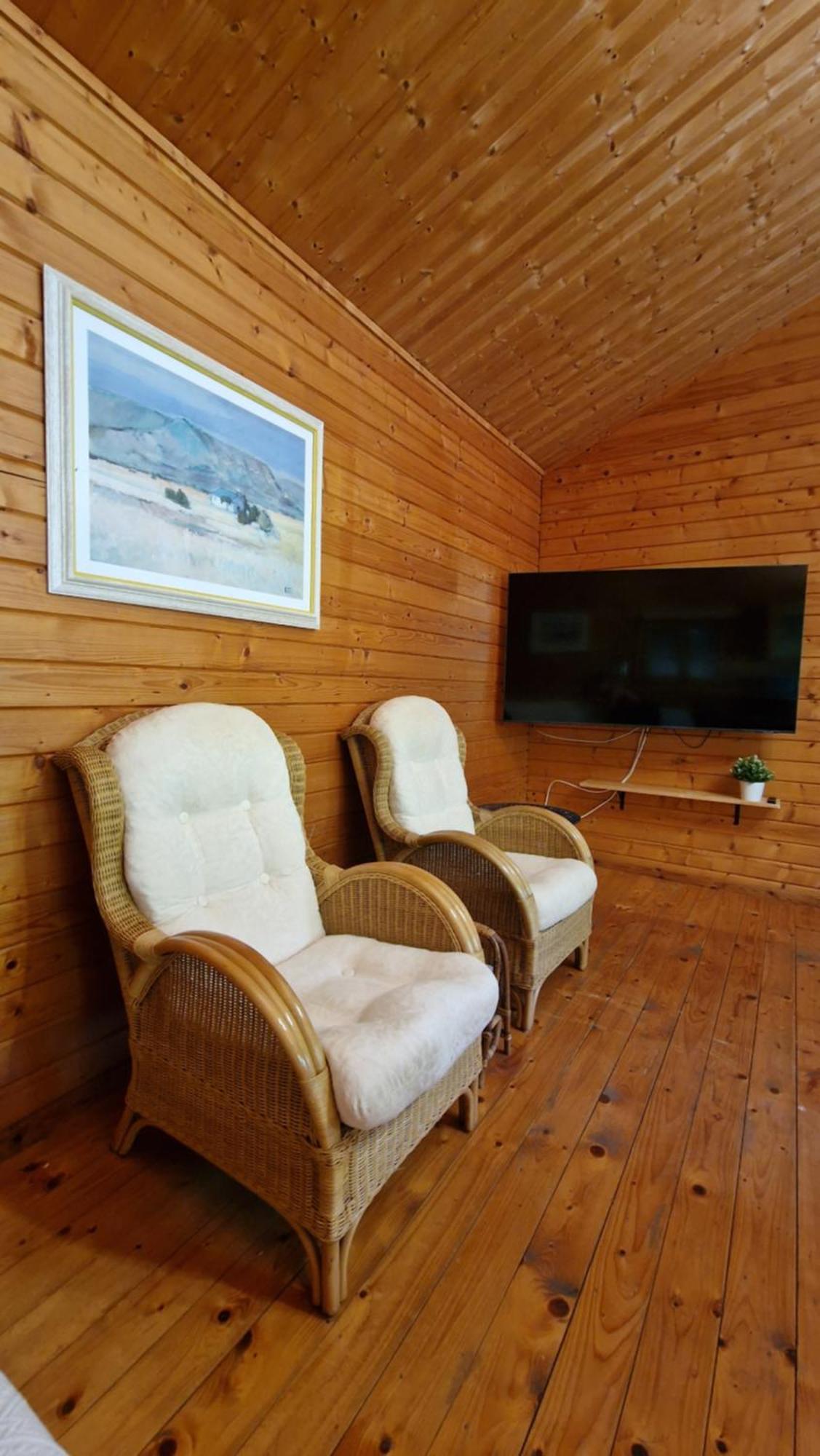 Chalet Villa Mosquito ซิลเวส ภายนอก รูปภาพ
