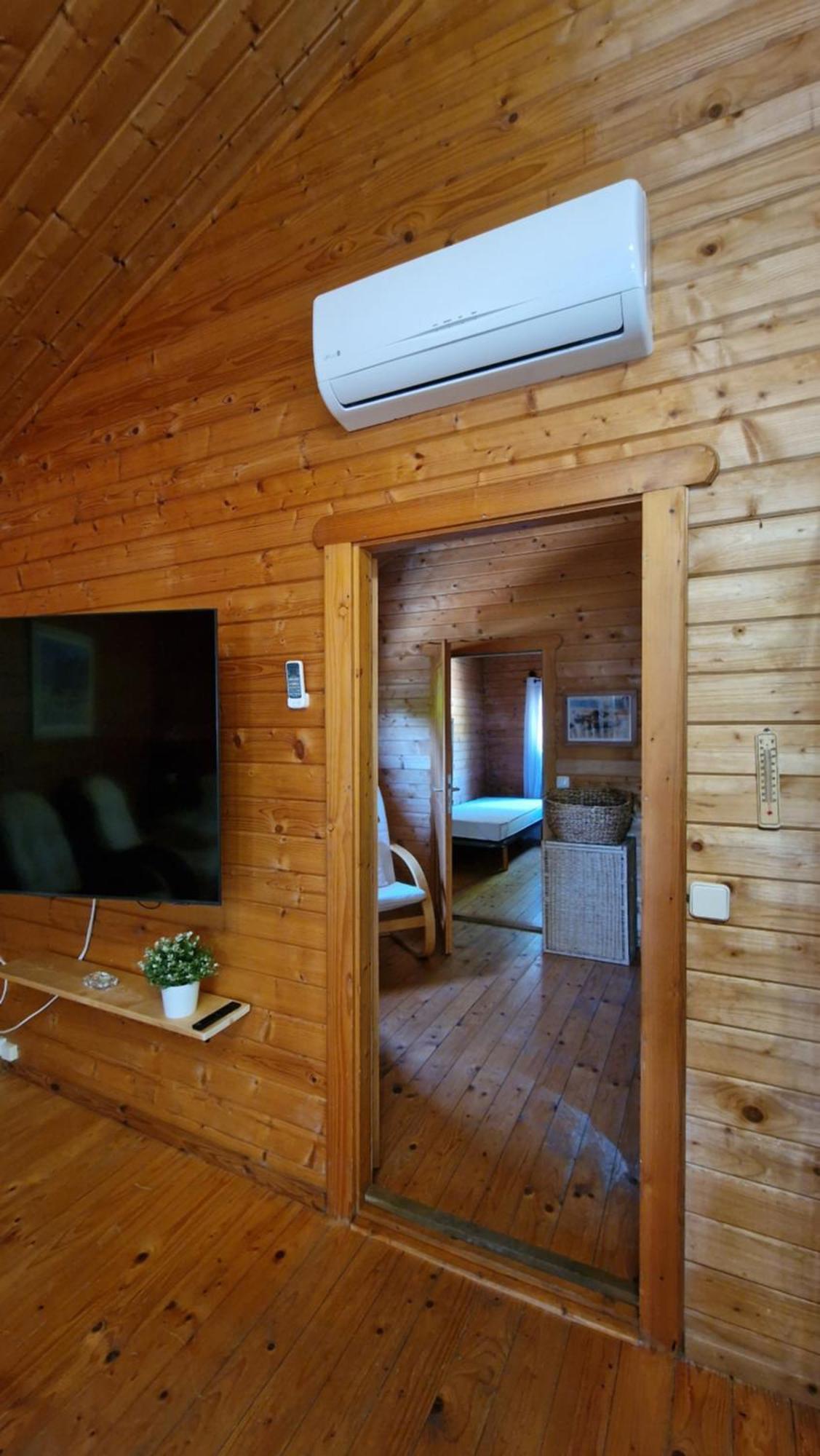 Chalet Villa Mosquito ซิลเวส ภายนอก รูปภาพ