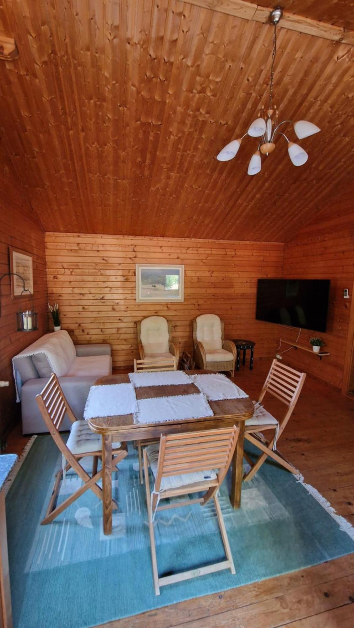 Chalet Villa Mosquito ซิลเวส ภายนอก รูปภาพ